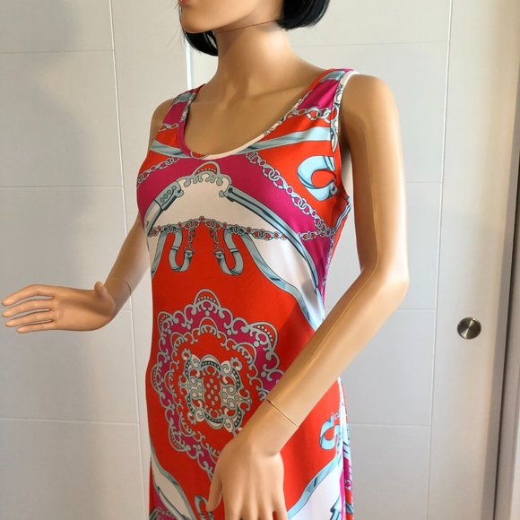 Tank - Picture 3 of 16